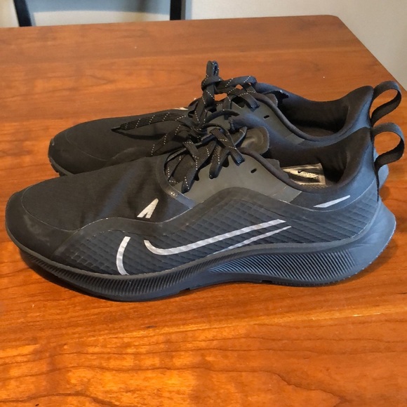 Nike Air Zoom Pegasus37 Shield Men's Water Resistant Repellent CQ7935-001 Sneakr - Picture 3 of 8